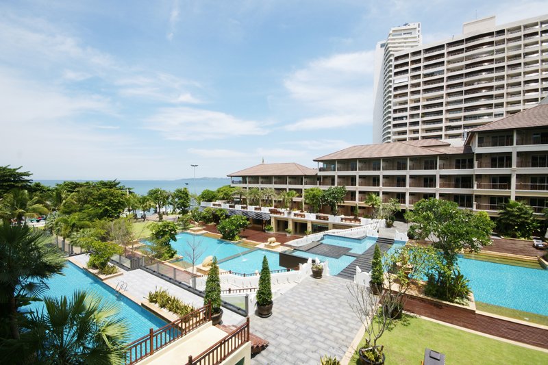 The Heritage Beach Resort bathroom Pattaya, Luxury Wellness resort