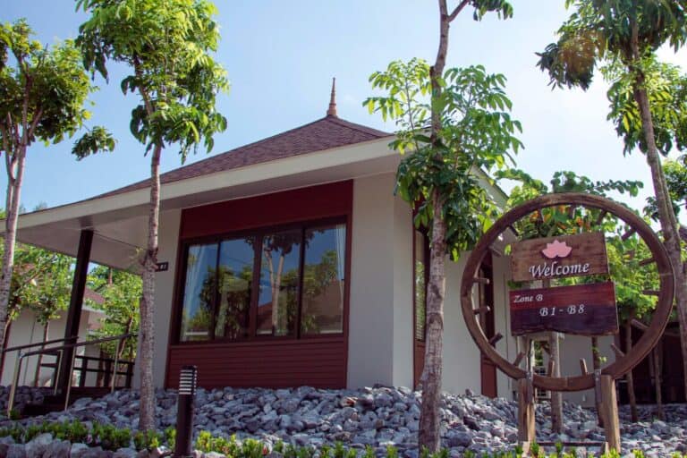 Sanpudard Health and Wellness Club - Villa and Sign