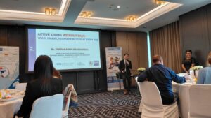 Knee Pain, Sports Injuries and Active Living in Bangkok