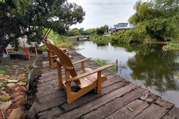 39-bangkok-retreat-canal-relaxation-deck