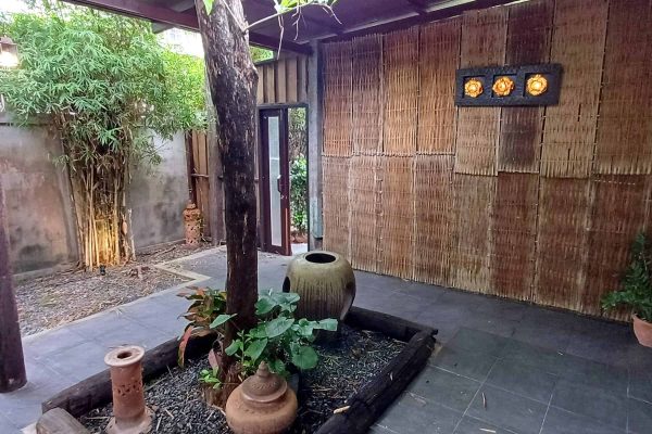 43-thai-wellness-retreat-private-garden-courtyard
