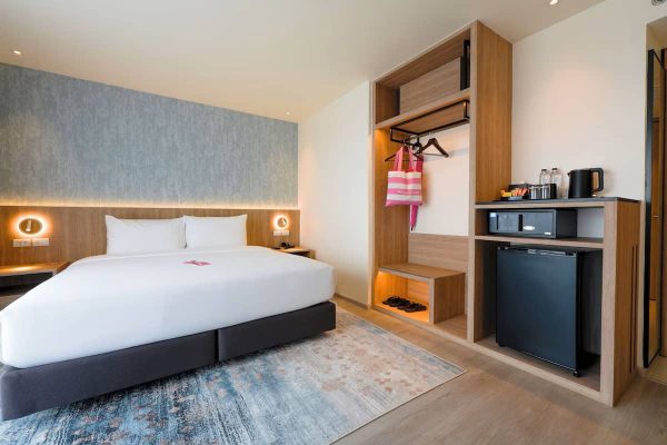 GLOW Bangkok Riverside Bed Double