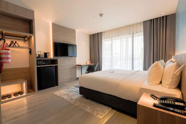 GLOW Bangkok Riverside Double Room