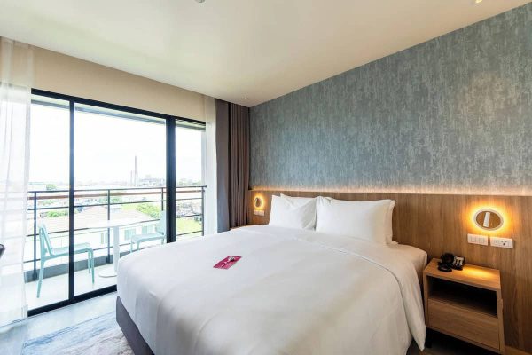 GLOW Bangkok Riverside Double bed