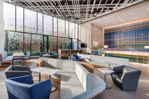 holiday-inn-express-bangkok-5322409466-3x2 jpg