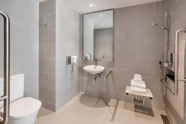 Holiday Inn Express Bangkok Soi Soonvijai