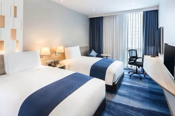 Holiday Inn Express Bangkok Soi Soonvijai